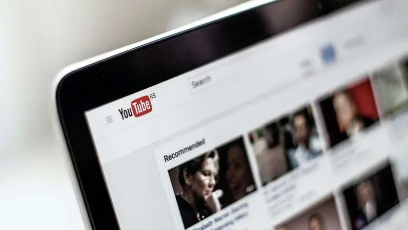 YouTube скроет дизлайки, чтобы авторы видео не огорчались
